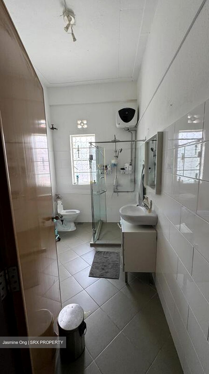 Joo Chiat Place (D15), Terrace #483366081